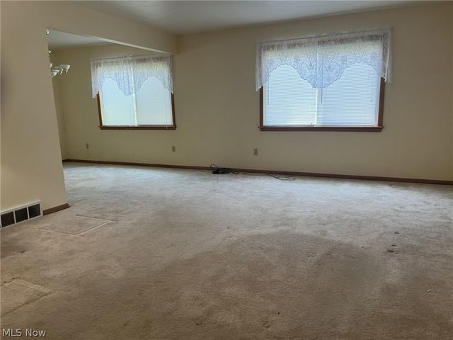 8785 Root Road, North Ridgeville, OH 44039