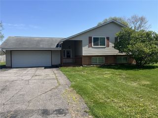 8785 Root Road, North Ridgeville, OH 44039