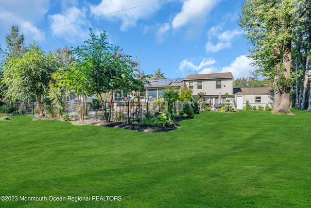 900 Darlene Avenue, Ocean Twp, NJ 07712