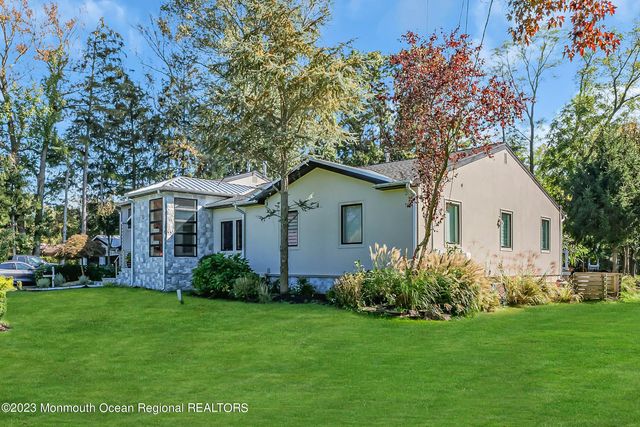 900 Darlene Avenue, Ocean Twp, NJ 07712