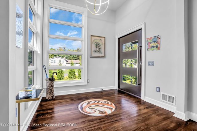 900 Darlene Avenue, Ocean Twp, NJ 07712