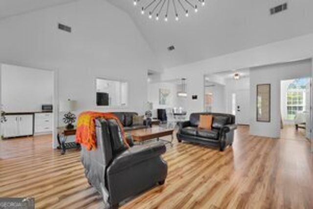 9005 Oakfield Drive, Statesboro, GA 30461