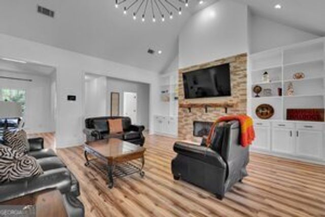 9005 Oakfield Drive, Statesboro, GA 30461