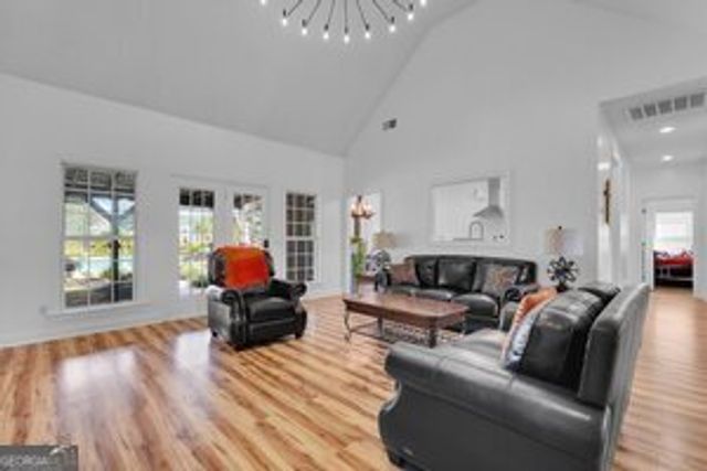 9005 Oakfield Drive, Statesboro, GA 30461