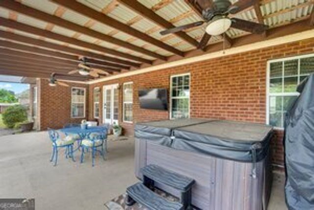 9005 Oakfield Drive, Statesboro, GA 30461