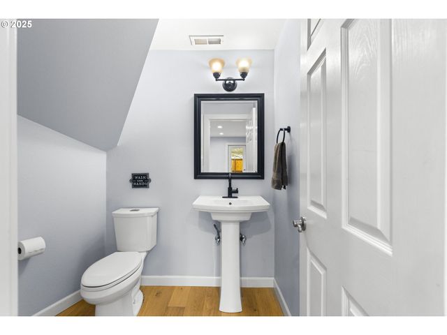 2195 Nw 160TH Ave, Beaverton, OR 97006