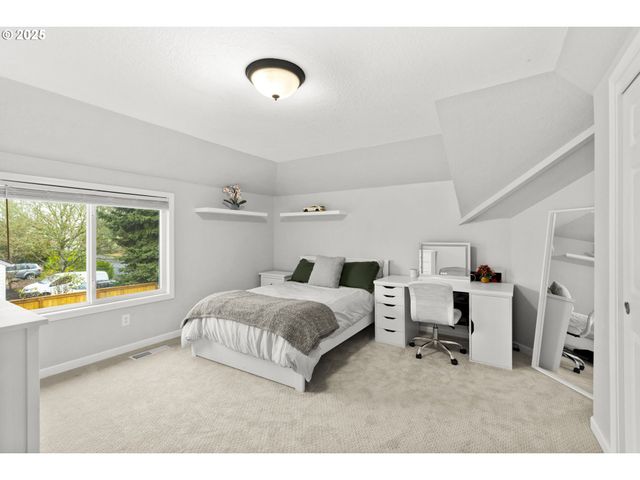 2195 Nw 160TH Ave, Beaverton, OR 97006