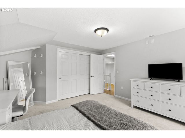 2195 Nw 160TH Ave, Beaverton, OR 97006