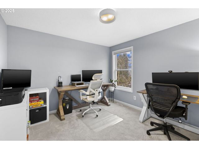 2195 Nw 160TH Ave, Beaverton, OR 97006