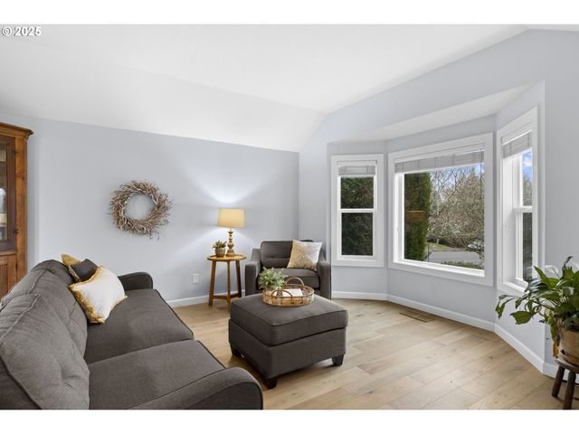 2195 Nw 160TH Ave, Beaverton, OR 97006