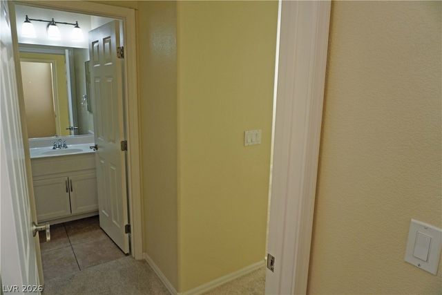 11375 Belmont Lake Drive 103, Las Vegas, NV 89135