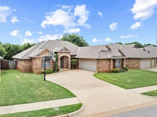 19213 Canyon Creek Place, Edmond, OK 73012