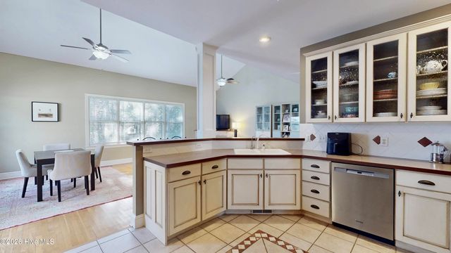 8117 Mason Ridge Lane, Wilmington, NC 28409