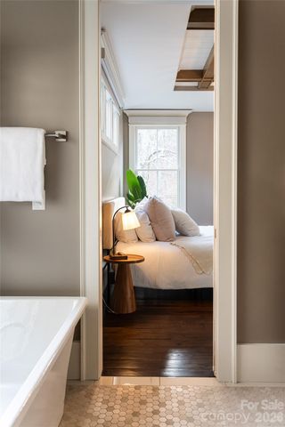 14 Twinflower Trail, Asheville, NC 28804