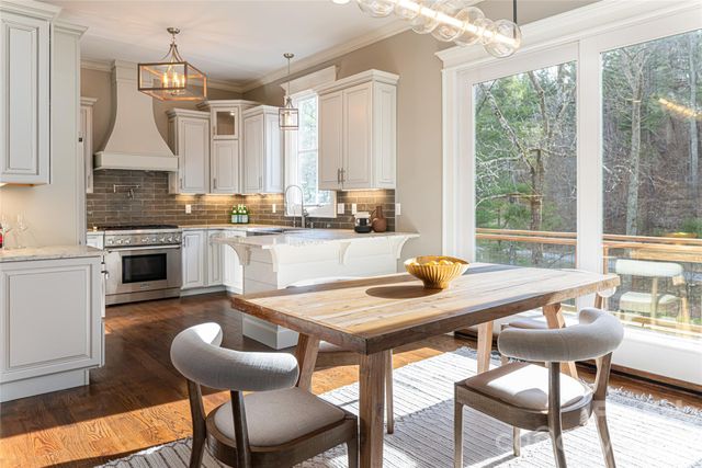 14 Twinflower Trail, Asheville, NC 28804