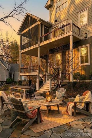 14 Twinflower Trail, Asheville, NC 28804