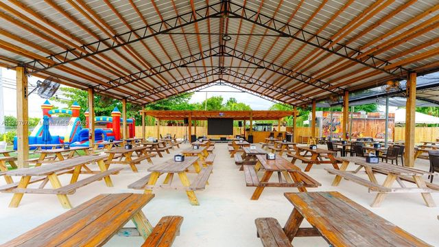 16860 SW 177TH AVE, Miami, FL 33187