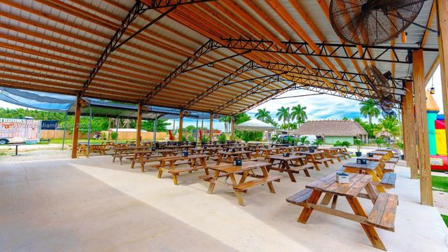 16860 SW 177TH AVE, Miami, FL 33187