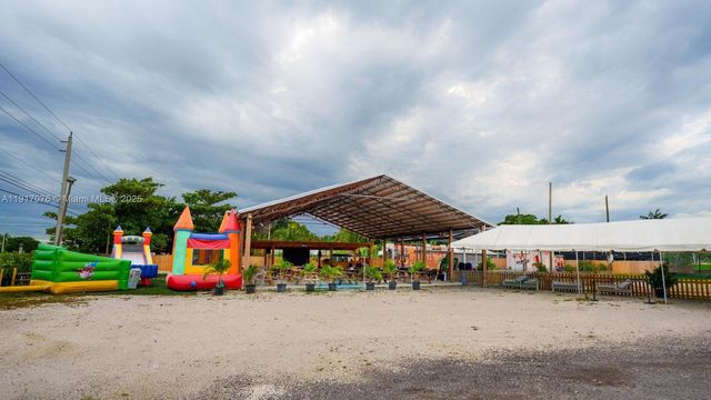 16860 SW 177TH AVE, Miami, FL 33187