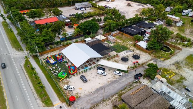 16860 SW 177TH AVE, Miami, FL 33187