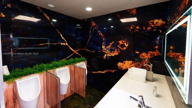 16860 SW 177TH AVE, Miami, FL 33187