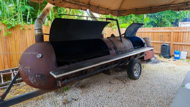 16860 SW 177TH AVE, Miami, FL 33187