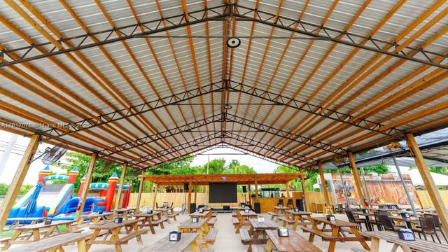 16860 SW 177TH AVE, Miami, FL 33187