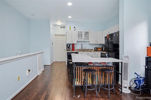 283 E Palmer Street 8, Detroit, MI 48202