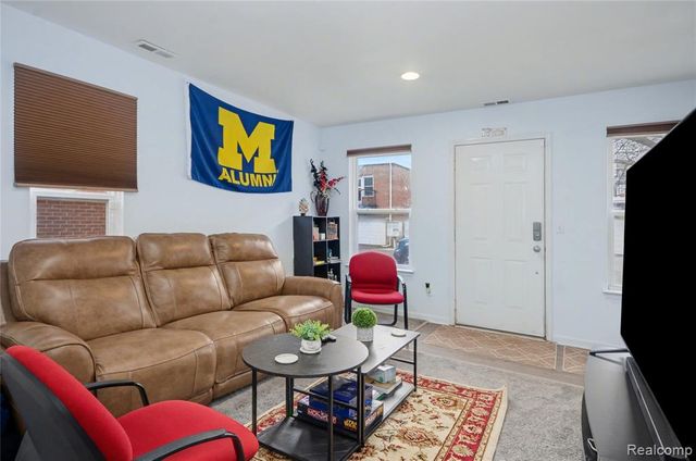 283 E Palmer Street 8, Detroit, MI 48202