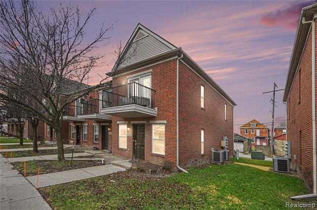 283 E Palmer Street 8, Detroit, MI 48202