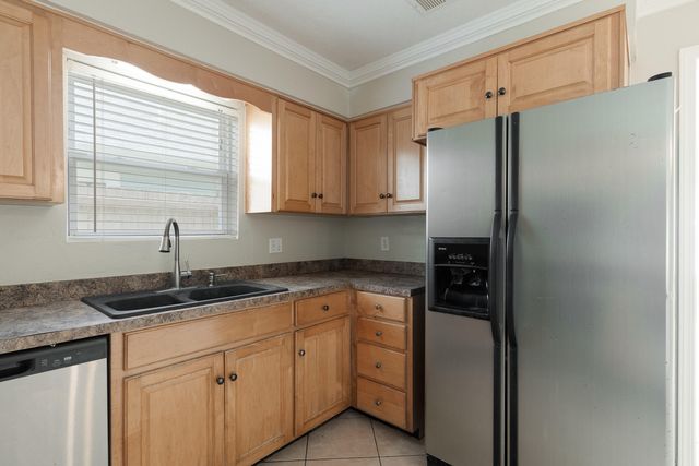 636 Lloyd Street, Fort Walton Beach, FL 32547