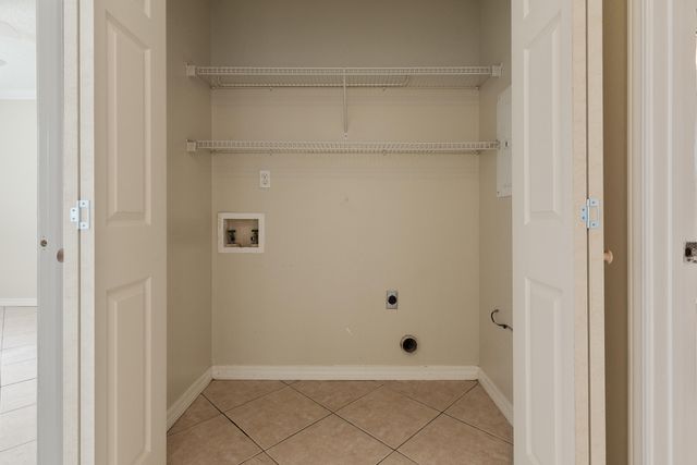 636 Lloyd Street, Fort Walton Beach, FL 32547