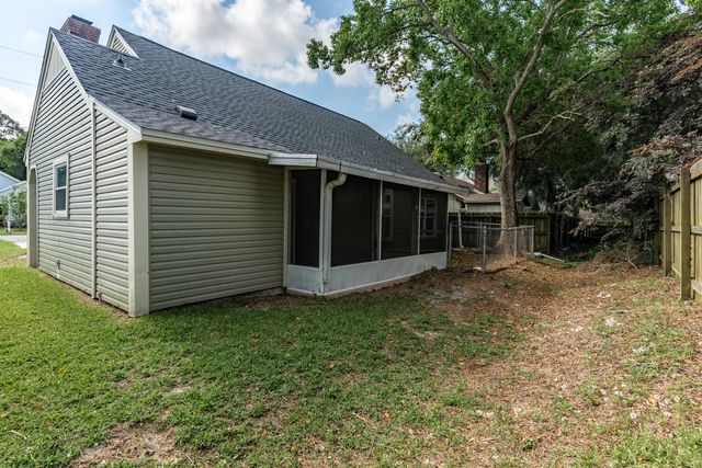 636 Lloyd Street, Fort Walton Beach, FL 32547