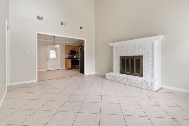 636 Lloyd Street, Fort Walton Beach, FL 32547