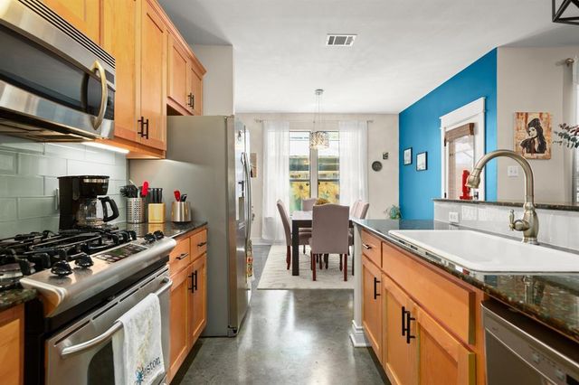 1318 Newning Ave C, Austin, TX 78704