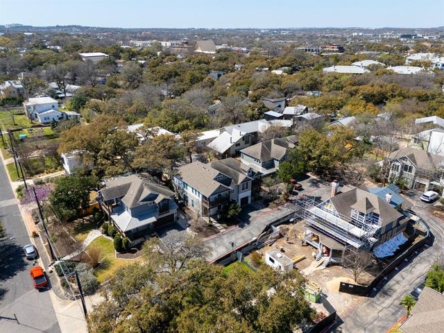 1318 Newning Ave C, Austin, TX 78704