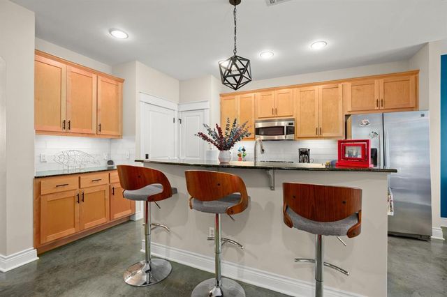 1318 Newning Ave C, Austin, TX 78704