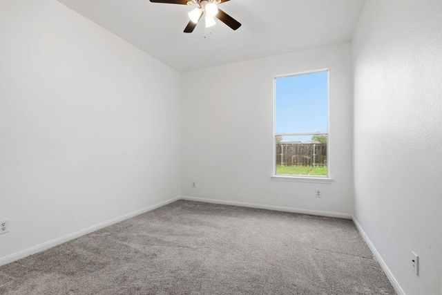 2003 Cockrill CV, Hutto, TX 78634