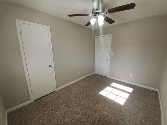 2337 Pebble Rock E, Decatur, GA 30035