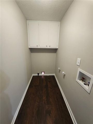 2337 Pebble Rock E, Decatur, GA 30035