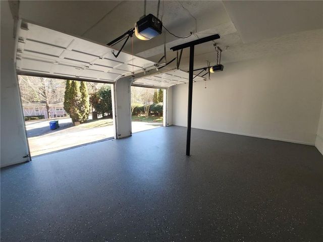 2337 Pebble Rock E, Decatur, GA 30035