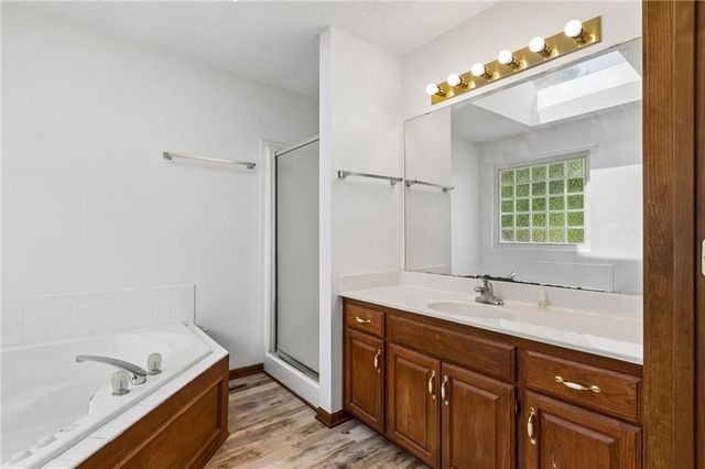 10947 N Wallace Avenue, Kansas City, MO 64157