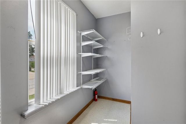 10947 N Wallace Avenue, Kansas City, MO 64157