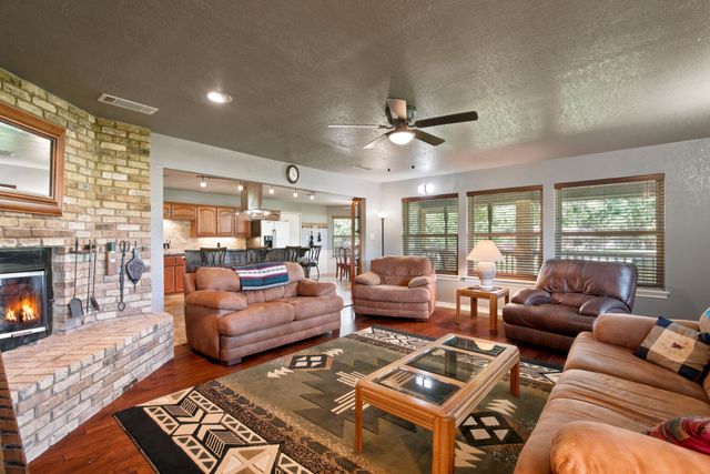 305 Bent Oak Road, Weatherford, TX 76086