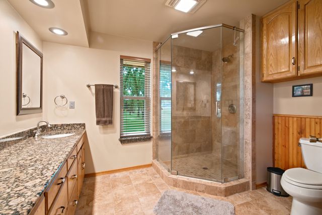 305 Bent Oak Road, Weatherford, TX 76086