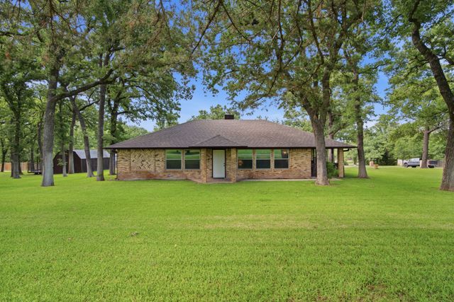 305 Bent Oak Road, Weatherford, TX 76086