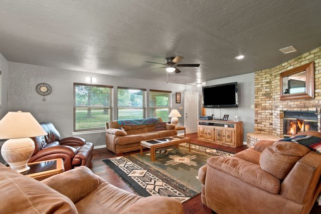 305 Bent Oak Road, Weatherford, TX 76086
