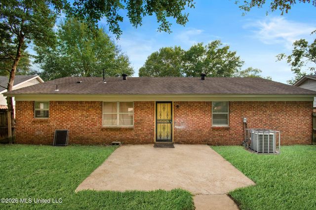 7396 Meadowbrook Drive, Horn Lake, MS 38637
