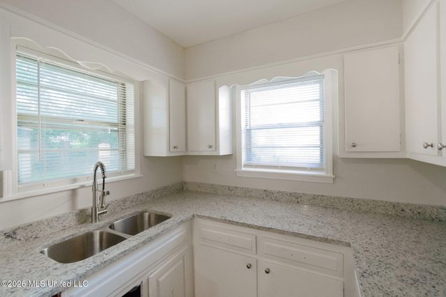 7396 Meadowbrook Drive, Horn Lake, MS 38637