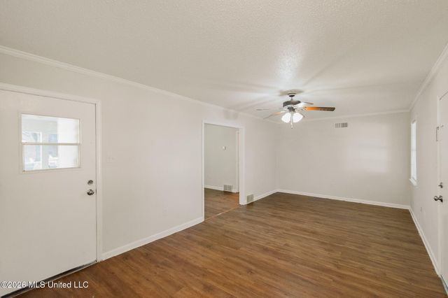 7396 Meadowbrook Drive, Horn Lake, MS 38637